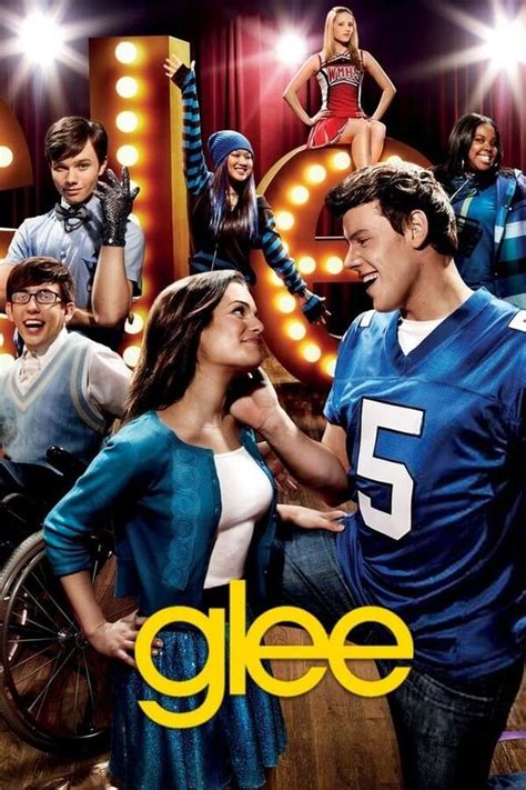 Glee: All Episodes .